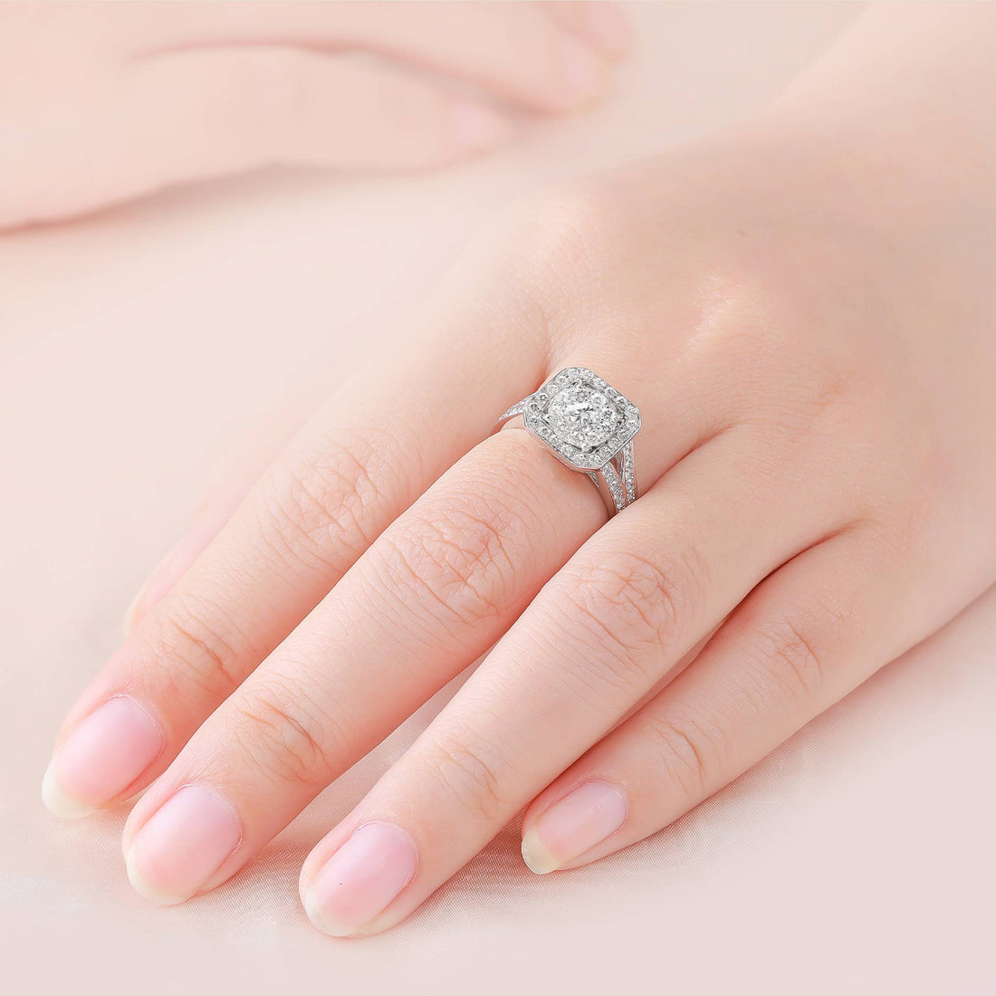 Nhẫn Kim Cương B1273EW - Hung Phat USA VN