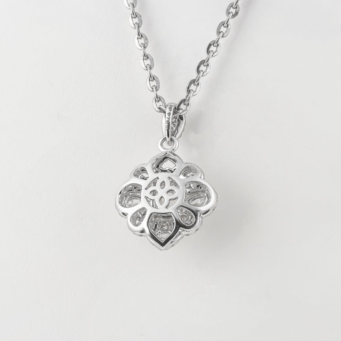 Vỏ Mặt Dây Chuyền Kim Cương P10495