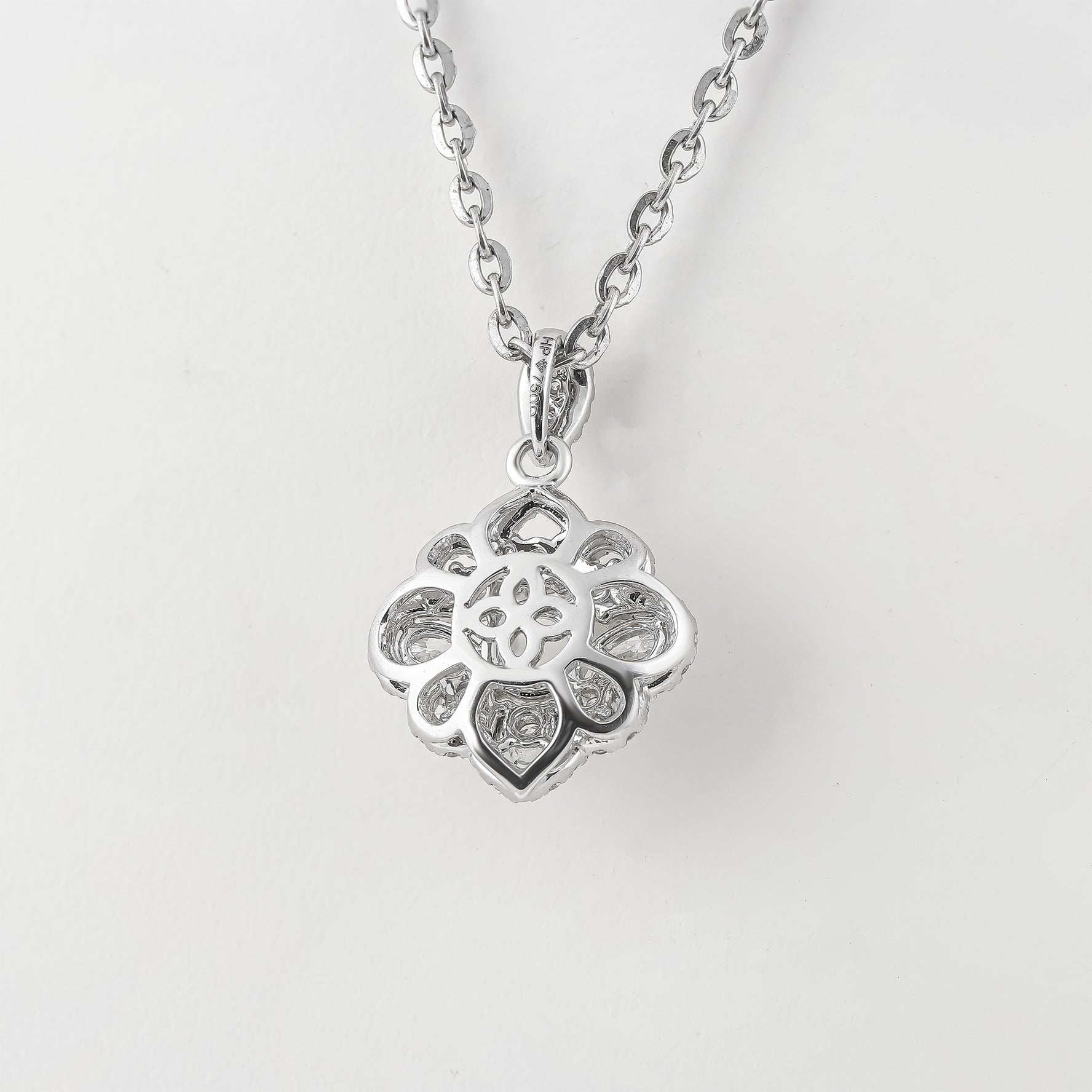 Vỏ Mặt Dây Chuyền Kim Cương P10495