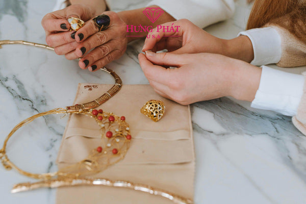 thu-mua-trang-suc-cu-tphcm
