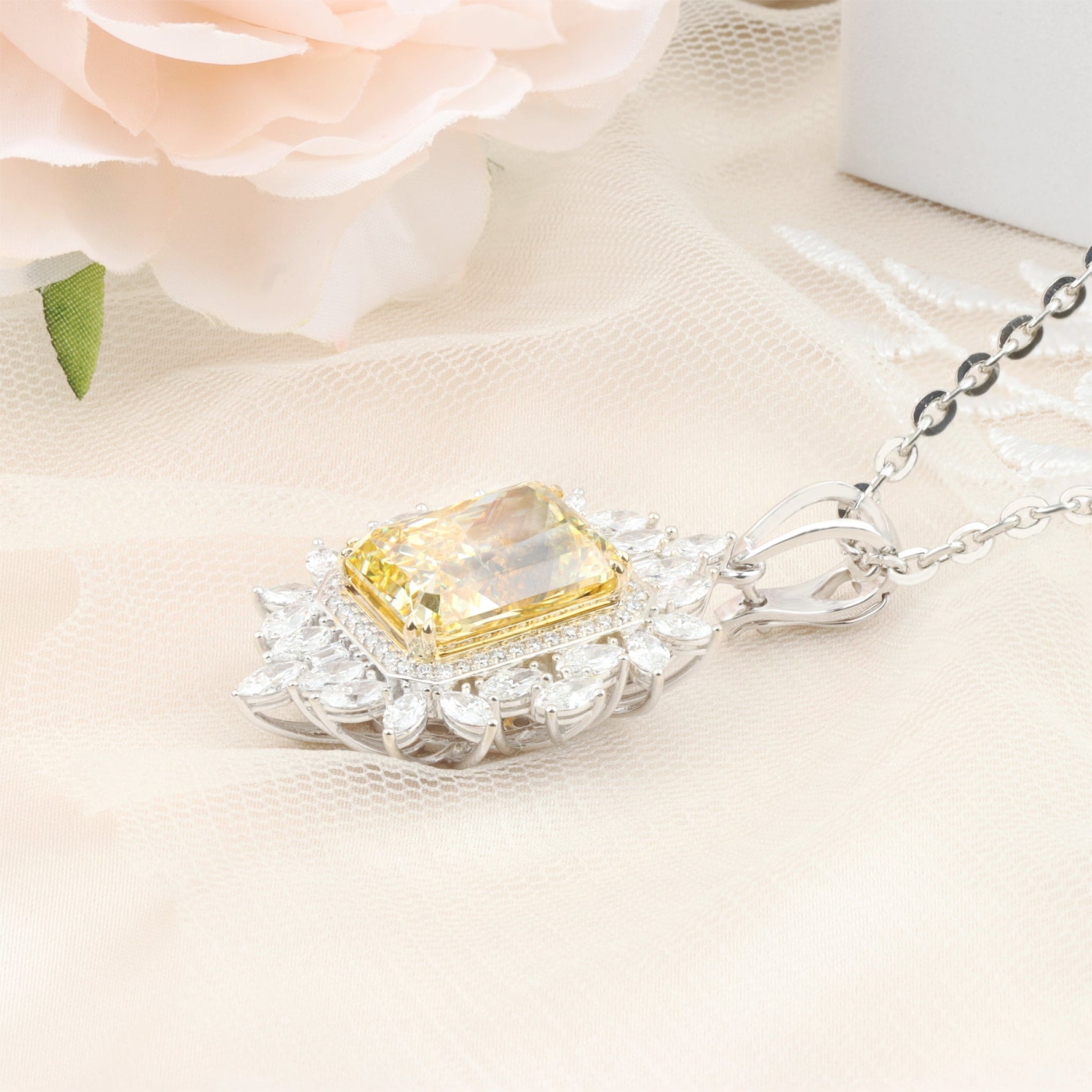 Vỏ Mặt Dây Chuyền Kim Cương P10842 - Hung Phat USA VN