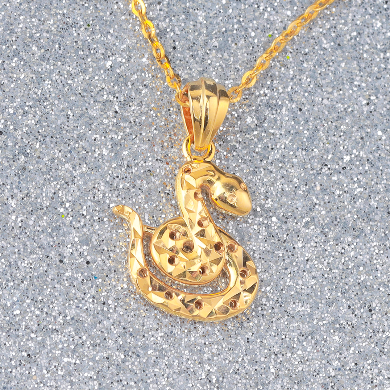 Mặt Dây Chuyền Vàng 18K P10896 - Hung Phat USA VN