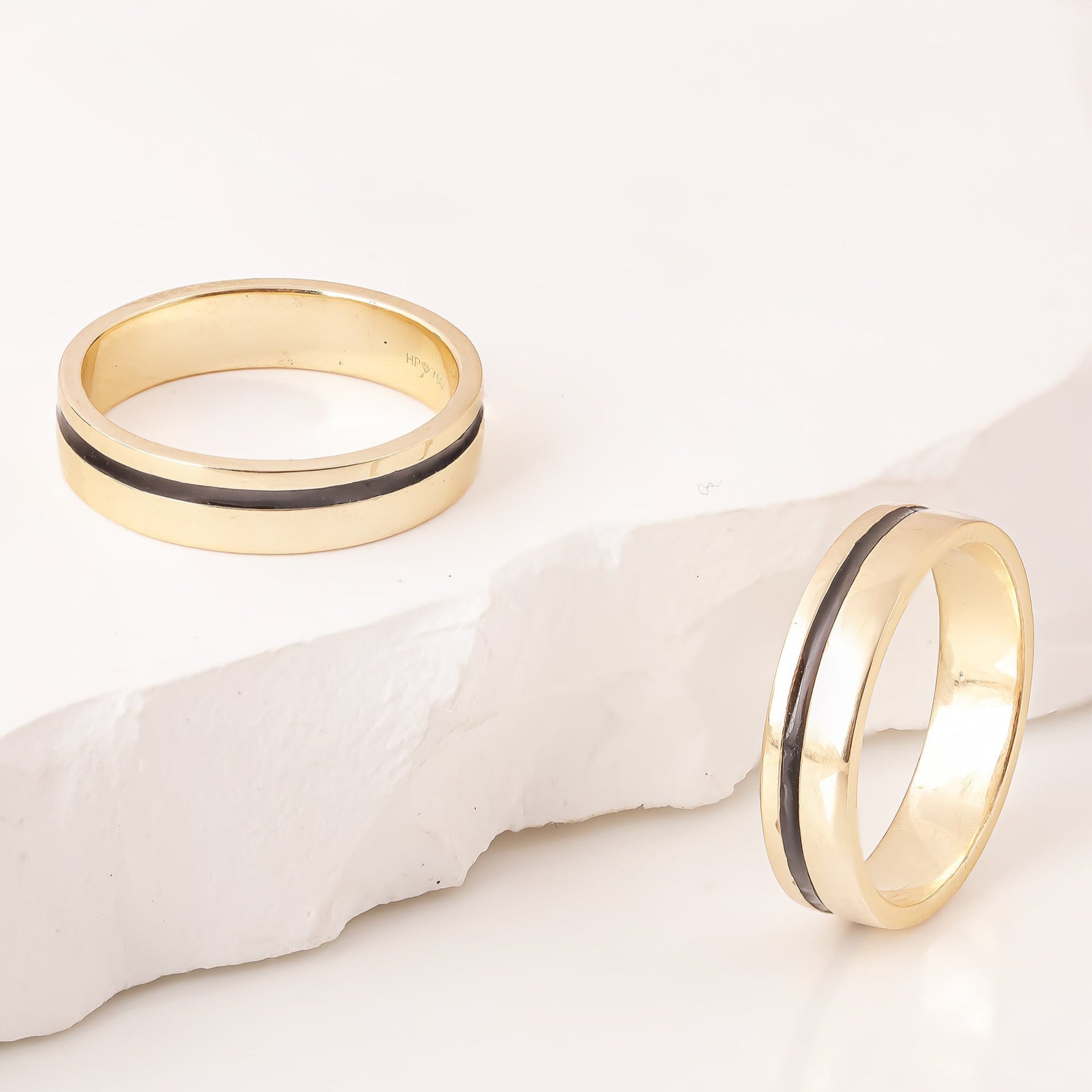 Nhẫn Cưới Vàng 18K D10917