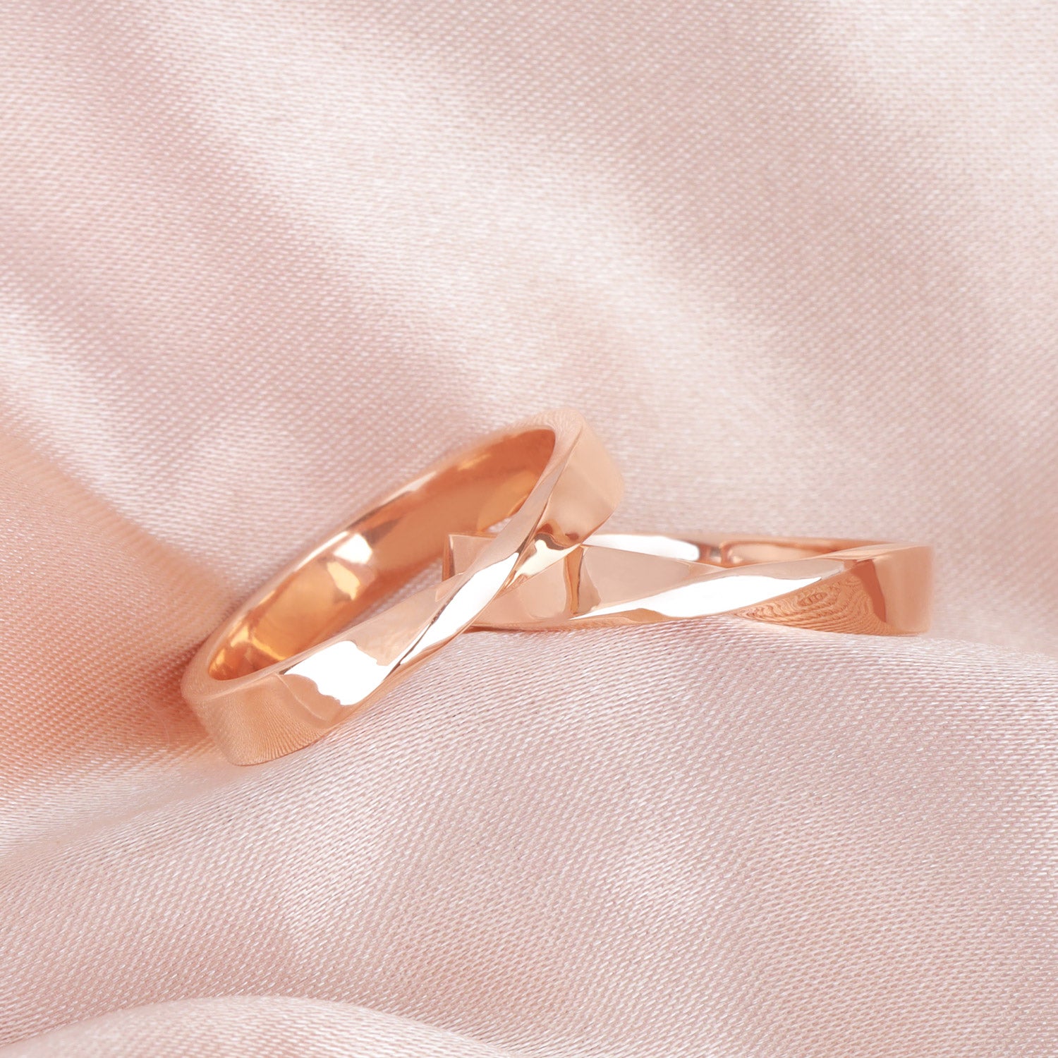 Nhẫn Cưới Vàng18K D10898
