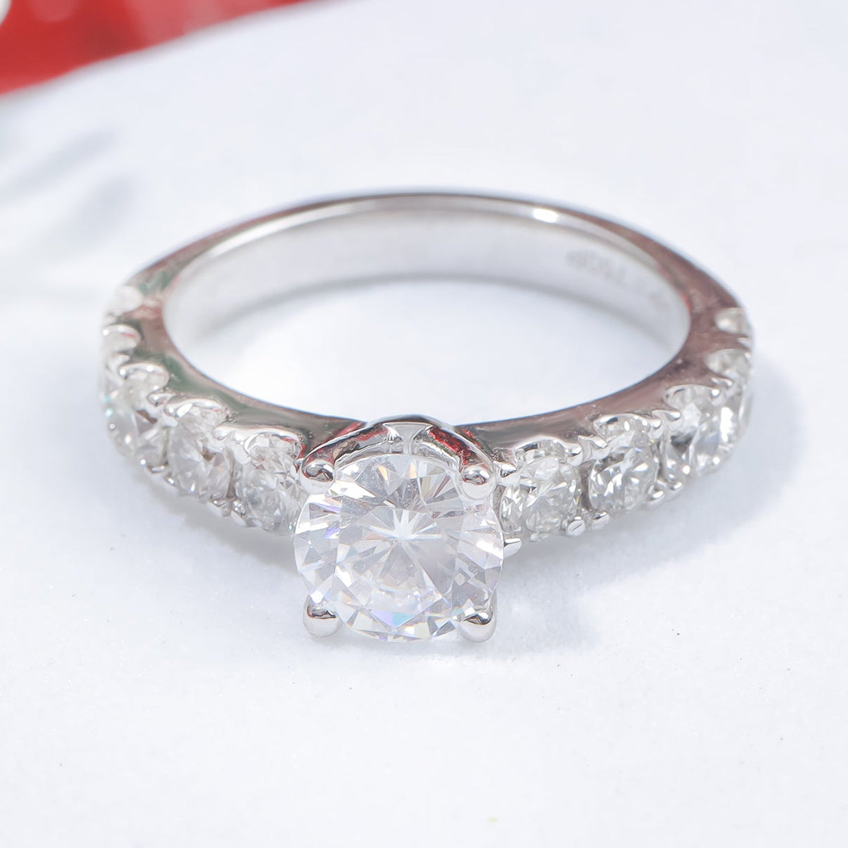 Vỏ Nhẫn Kim Cương B11570