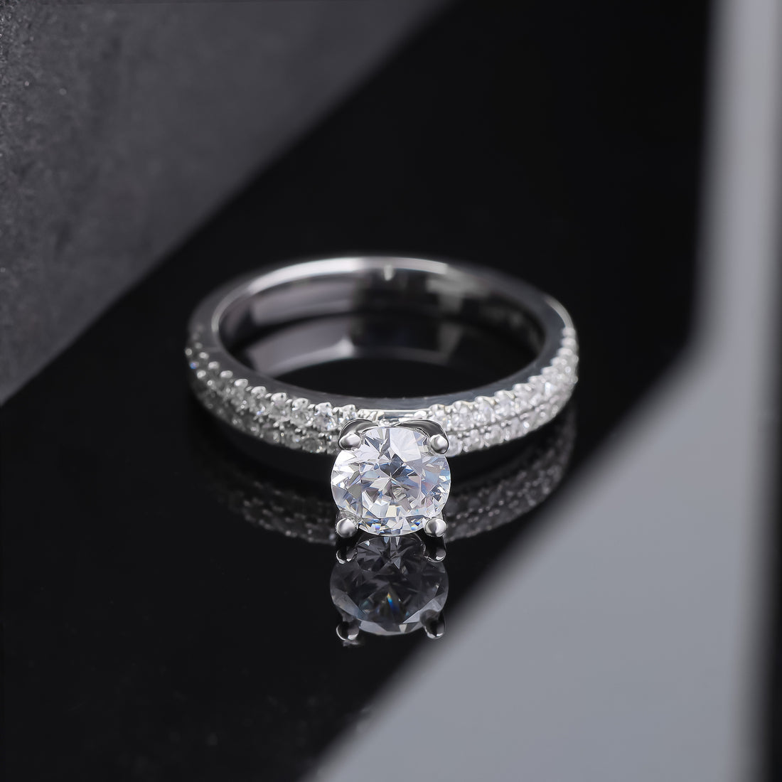 Vỏ Nhẫn Kim Cương B10099