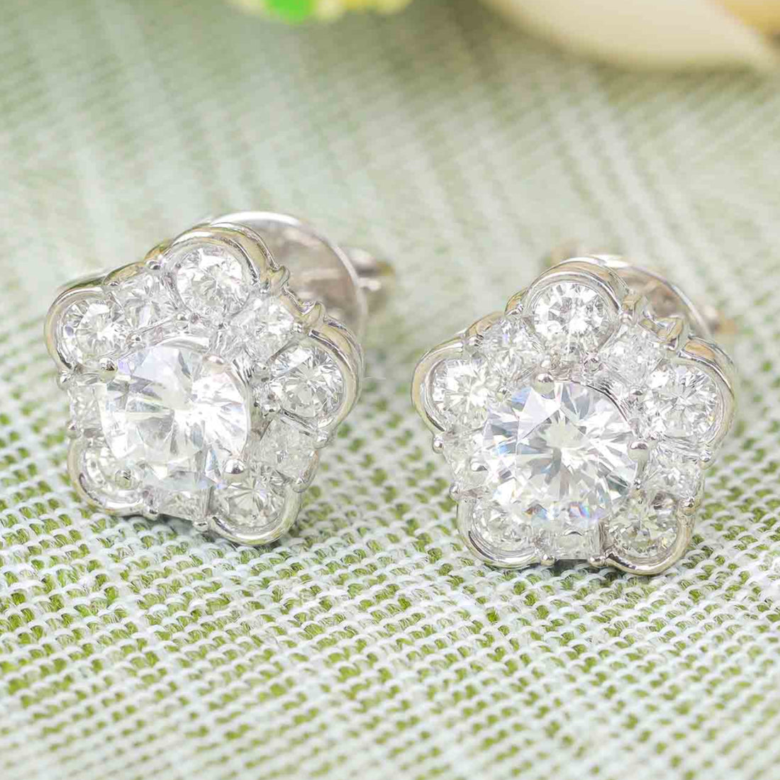 Vỏ Bông Tai Kim Cương E10156