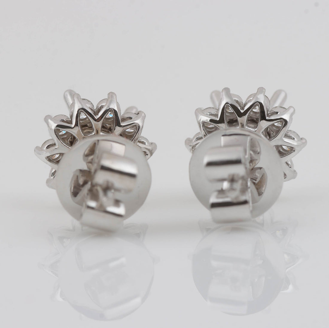 Vỏ Bông Tai Kim Cương E10186