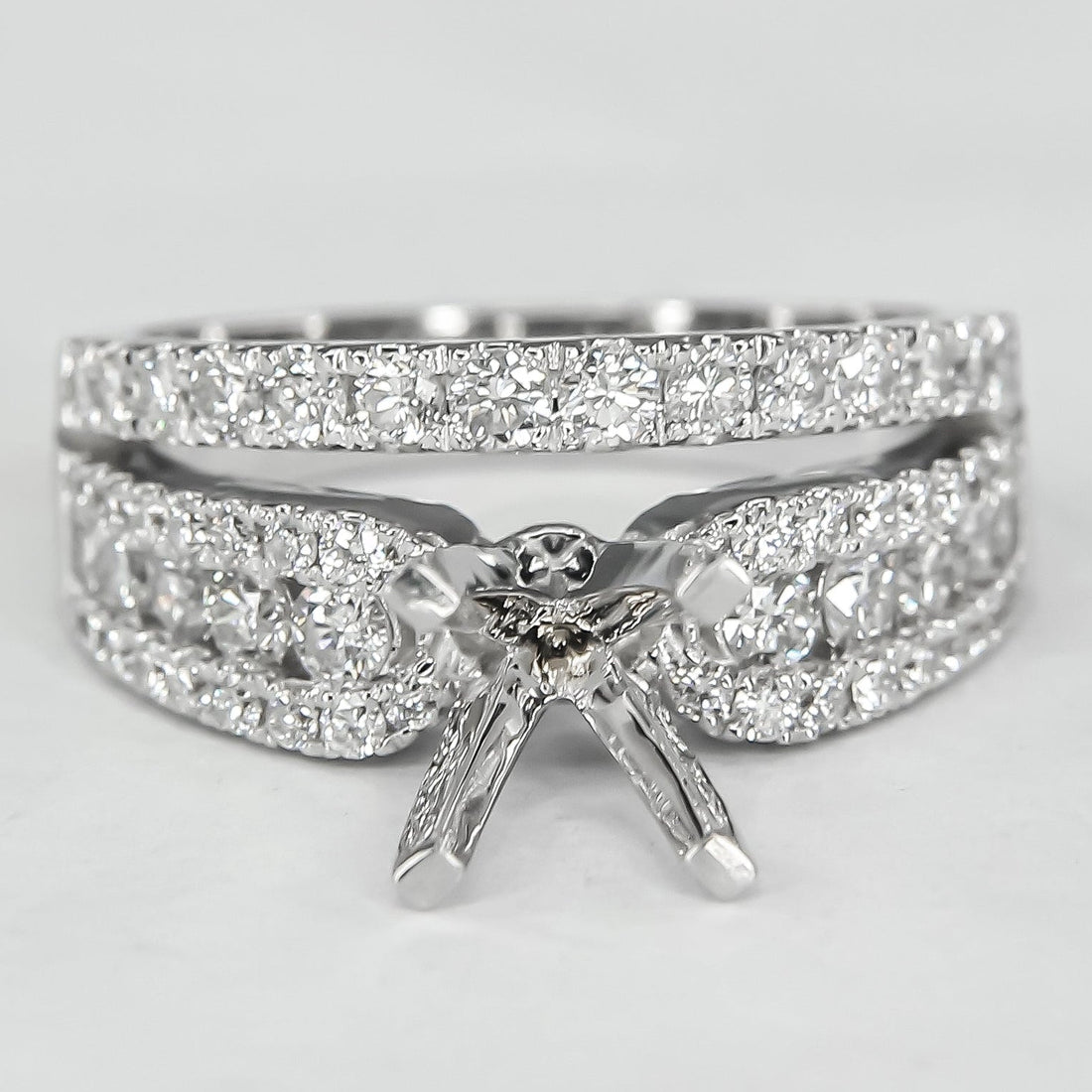 Vỏ Nhẫn Kim Cương B10834