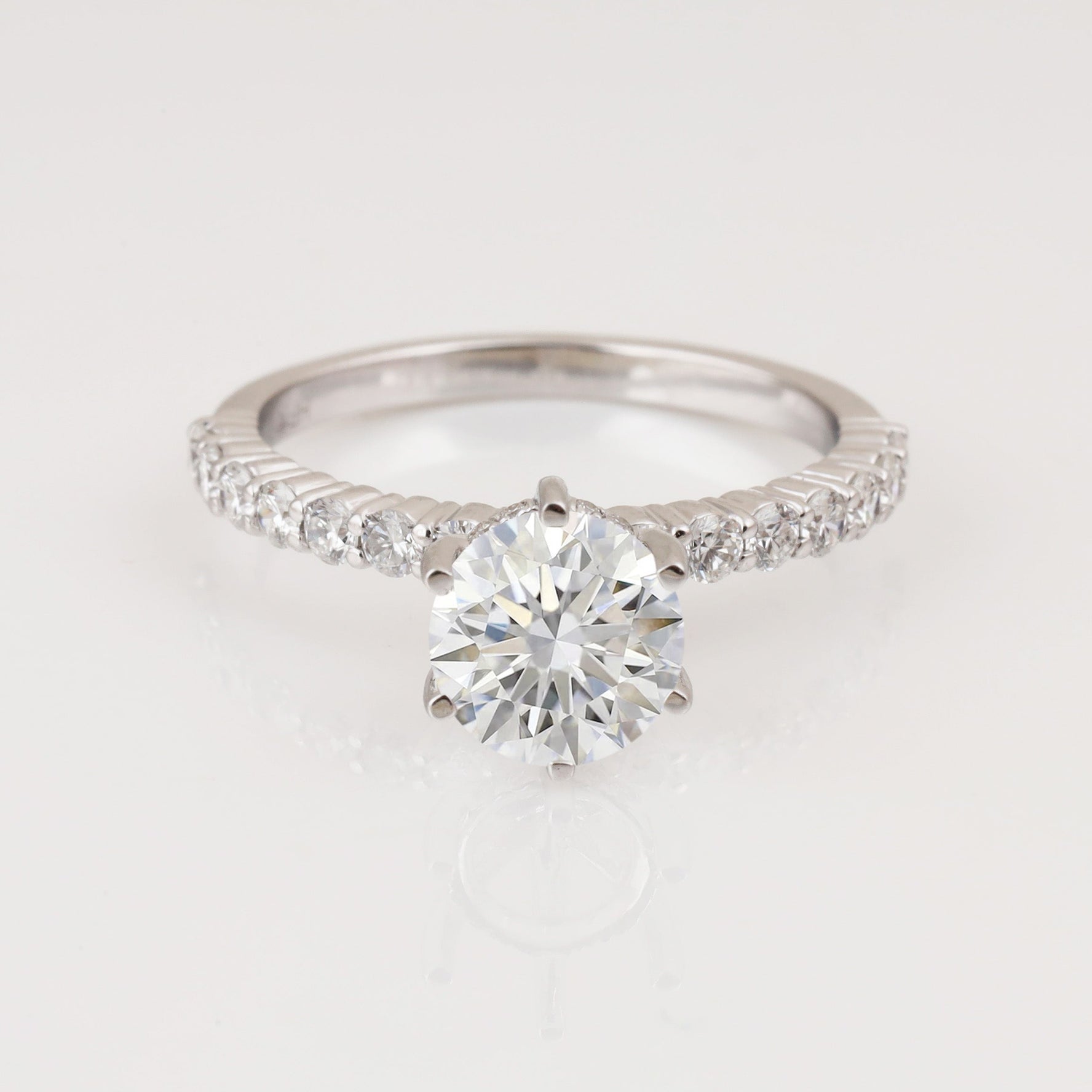 Vỏ Nhẫn Kim Cương B12529