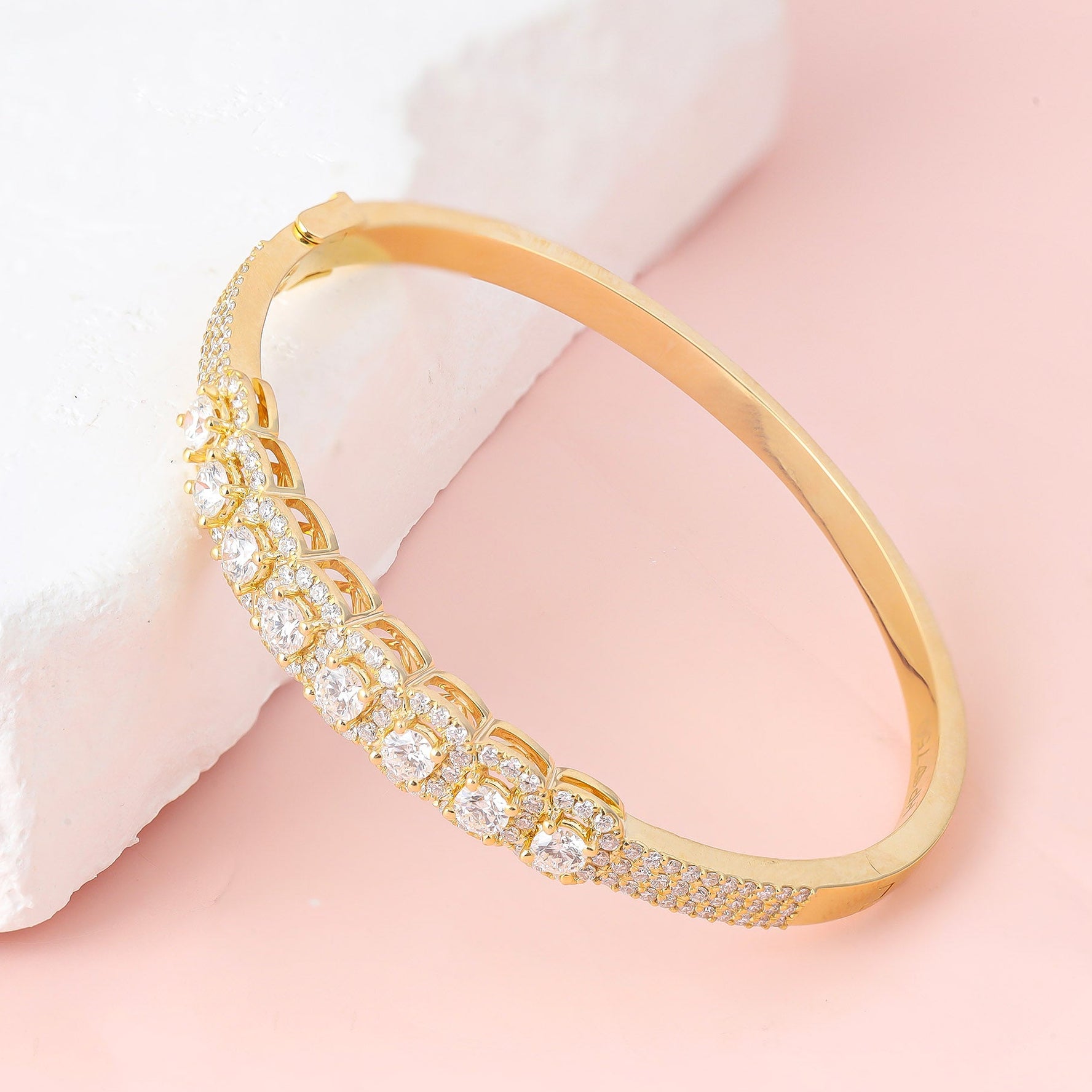 vo-vong-tay-kim-cuong-hungphatusa-g10511-2